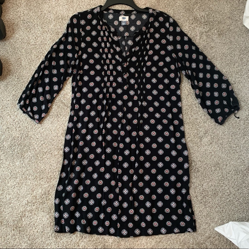 Black and white tunic